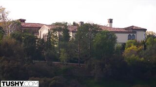 Félvér spanyol picsa tövig szereti