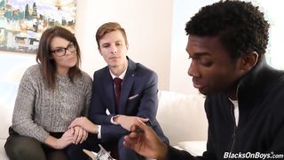Barna srácok dugják a férjem
