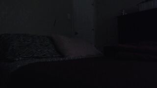 Tini kisasszony pornóra maszturbál