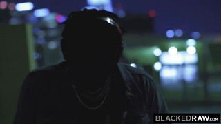 BlackedRaw - Mazzy Grace élvezi a méretes kárót