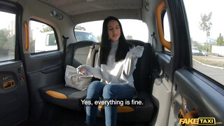 Fake Taxi - Alyssa Bounty hátsó bejáratba dugva