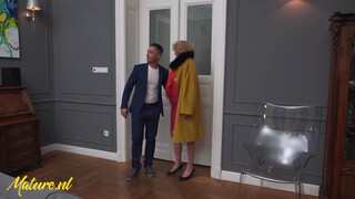 Mature.nl - Vén asszony popóba kefélve