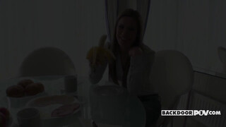 Its POV - Athina Love a magyar pornófilmes kiscsaj popóba dugva