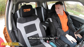 Fake Driving School - Lovita Fate rámozdul az oktatóra