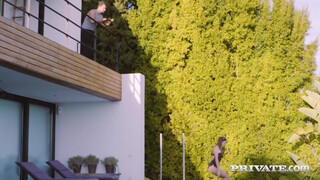 Private.com - Talia Mint a szomszéd krapekkal kúrel