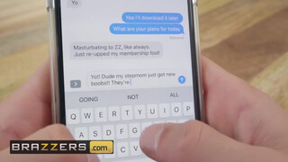 Brazzers - Alexis Fawx a méretes cicis nevelő anya