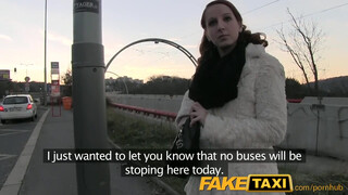 FakeTaxi - Fiatal ápoló bige kúrel a taxiban