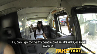 FakeTaxi - Kiki Minaj néger puncija megdugva