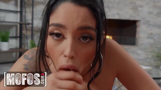Mofos - Vanessa Sky pov anál pornója pornófilm