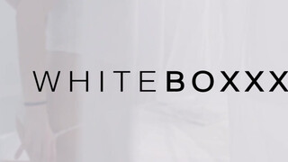 WhiteBoxxx - Zazie Skymm a magyar csajszi seggbe kefélve