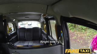 Fake Taxi - Dagadt tetovált bige benne van a szexben
