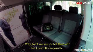 FuckedInTraffic - Barbara Nova méretes kannás lány