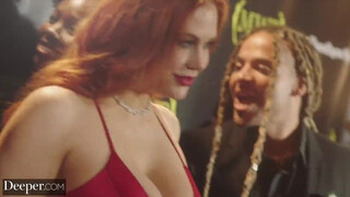Deeper - Maitland Ward várja a pélót a seggébe