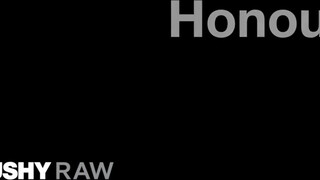 TUSHYRAW - Honour hatalmas análjába betolják a dákót