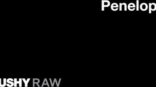 TUSHYRAW - Penelope Cum alaposan hátsó bejáratba kefélve