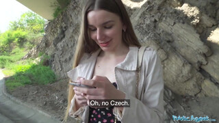 Public Agent - Arina Shy a félénk fiatal kisasszony