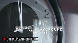 DigitalPlayground - Kira Noir a dögös félvér hölgyemény