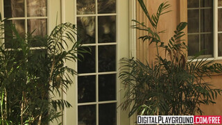 Digital Playground - Julia Ann a felizgult mami