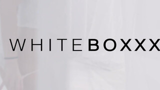 WhiteBoxxx - Vera Wonder a izgató magyar csajszi