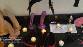 ourdirtylilsecret - Fiatal csajszi dildót kefél a pasija análjába