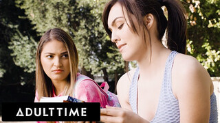 ADULT TIME - Iskolás Freya Parker beleszeret félénk leszbi tanítójába, Gizelle Blancóba