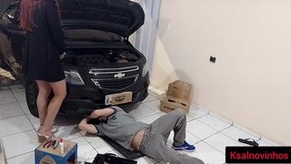 Autótulaj bige rákívánt a szerelőjére!