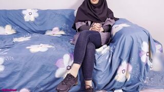 Arab titkárnő hardcore anál szexelése a hivatalban